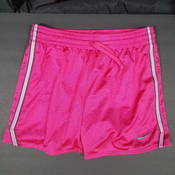 Nike Dri-Fit Small NWT Shorts - Picture 1 of 8